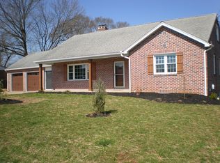 1555 Church Rd, York, PA 17408