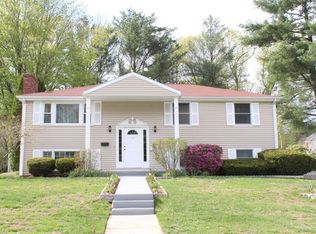 7 John Alden Cir, Bellingham, MA 02019