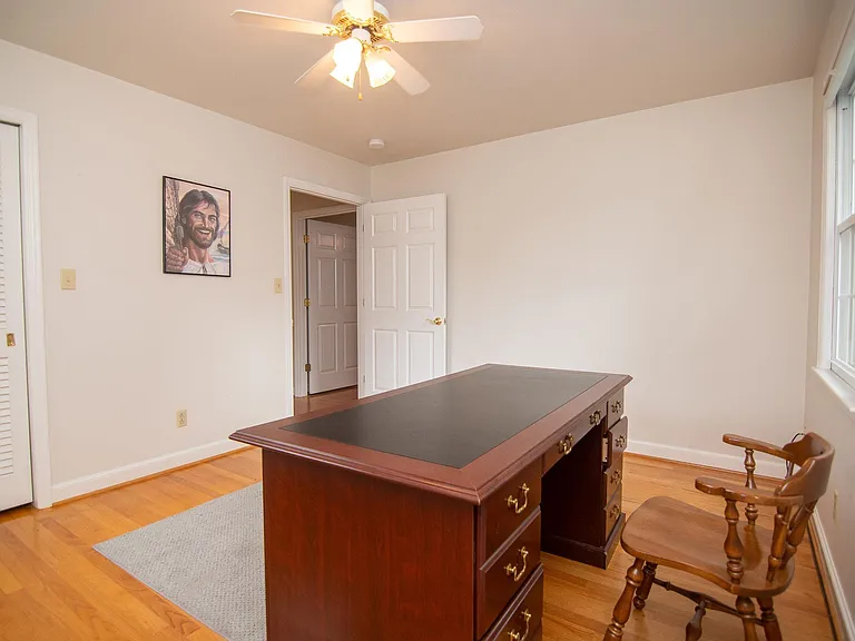 1313 Grove Rd — Photo 18