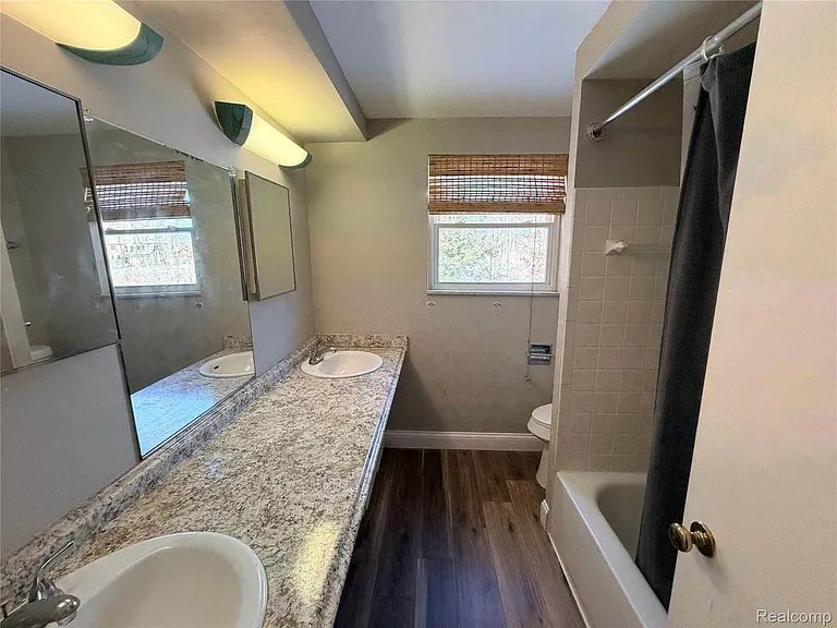 1080 W Highland Rd — Photo 27