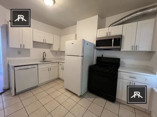 846 Huntington Ave #3, Boston, MA 02115