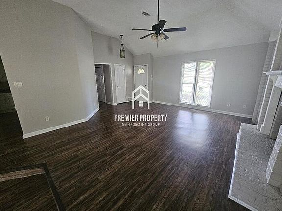 3rd image of 6686 Winding Birch Dr