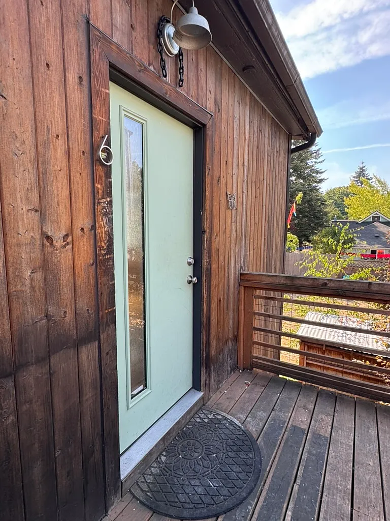 1 bed, 400 sqft, $1,350 — Photo 2