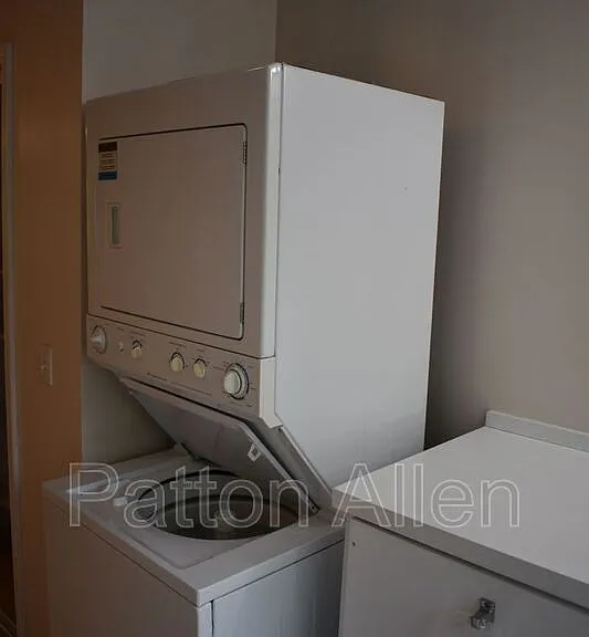 171 Citadel Dr #173D — Photo 10