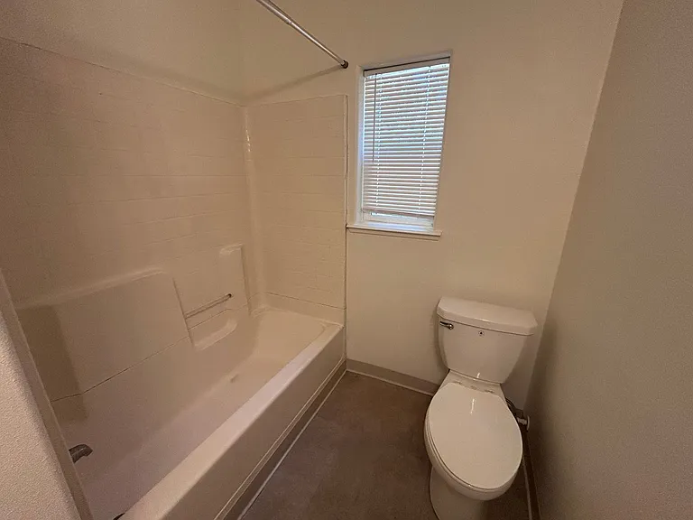 720 E Lassen Ave — Photo 12