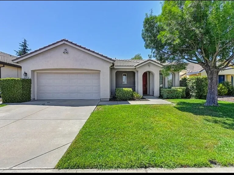 8321 Lewis Ave — Photo 1
