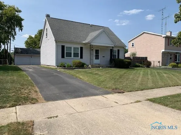 4833 Walker Ave, Toledo, OH 43612