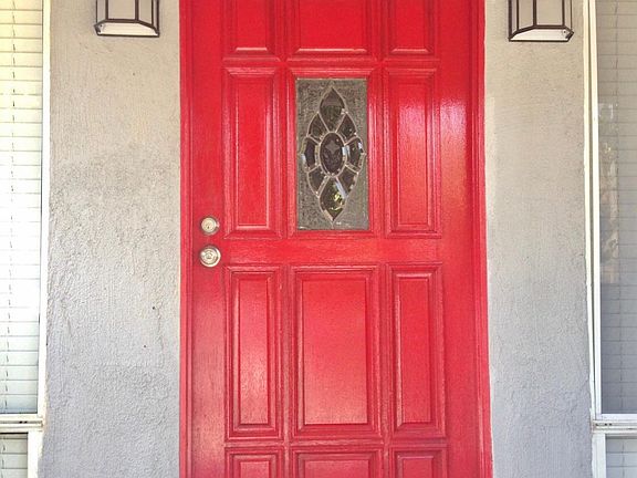 3rd image of 1155 N Sycamore Ave #2