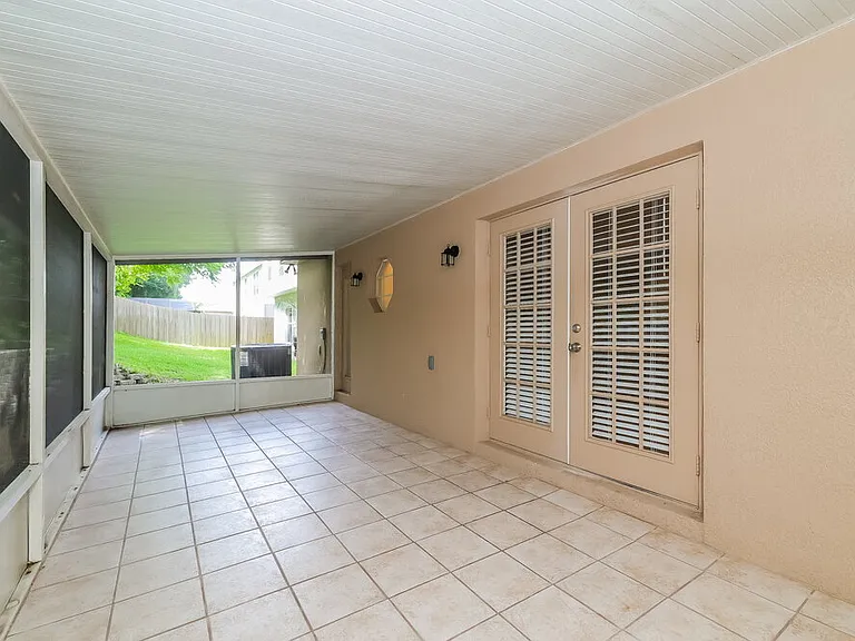 128 Oak View Pl — Photo 9