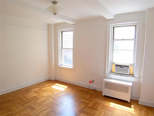 Rented by Maz Group NY | media 5