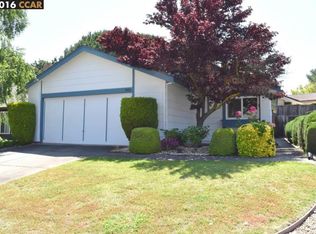 1050 Village Oaks Dr, Martinez, CA 94553