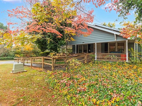 2nd image of 3842 Country Club Rd