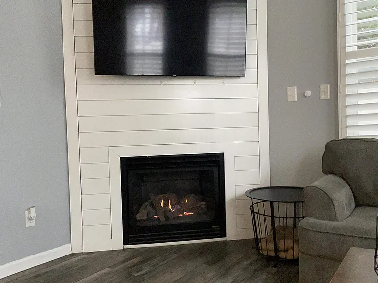 4725 Martinique Ct — Photo 15