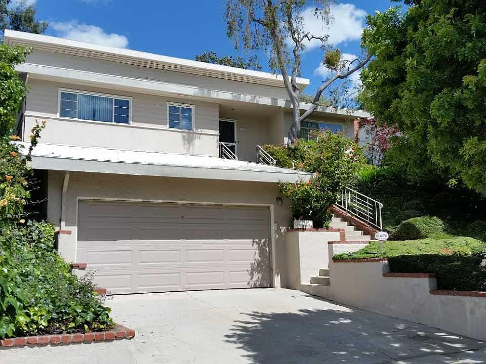 1st image of 3129 Haddington Dr