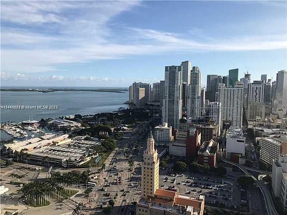 2nd image of 888 Biscayne Blvd APT 2601