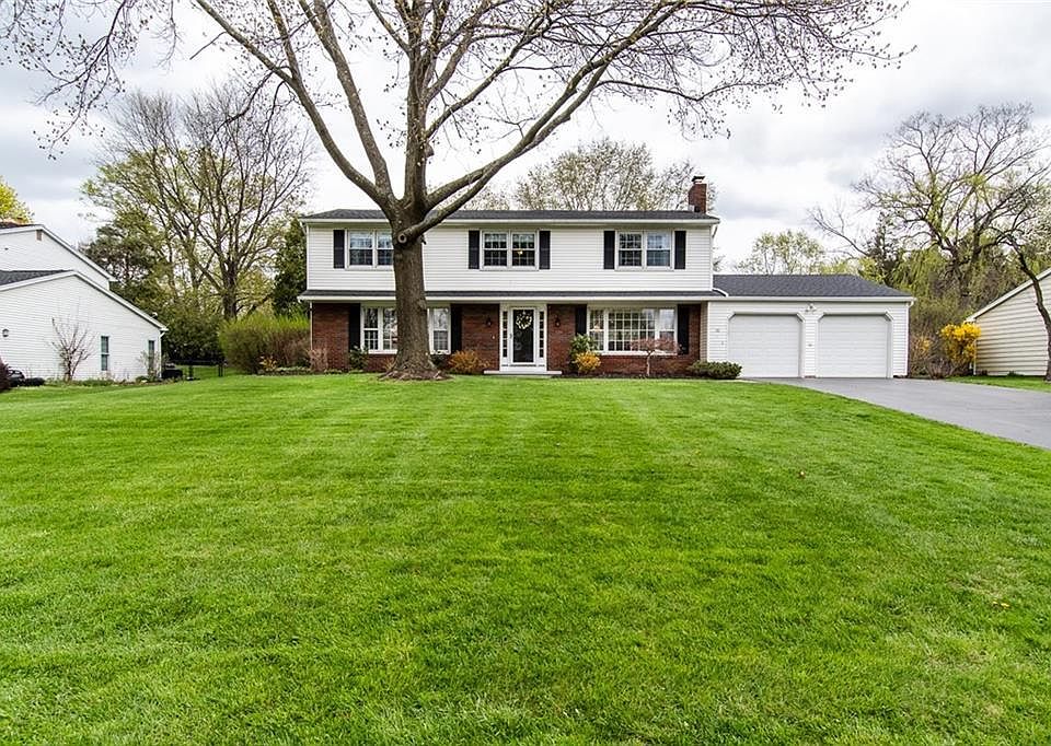 1st image of 20 Willowview Dr