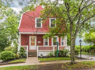 68 Mineral St, Reading, MA 01867