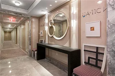 Rented by R New York