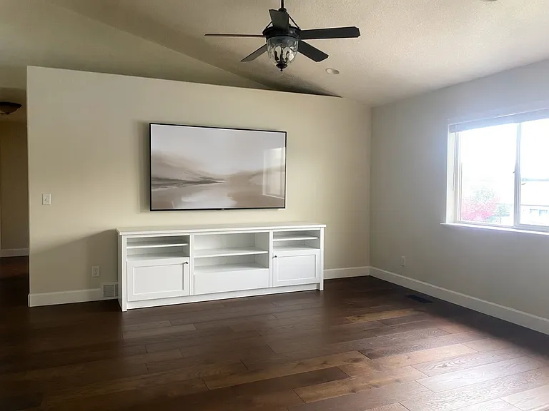 1482 S 260 W — Photo 2