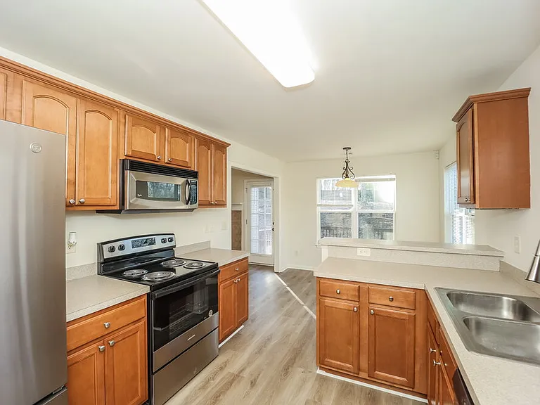 18 Forrest Ln — Photo 10