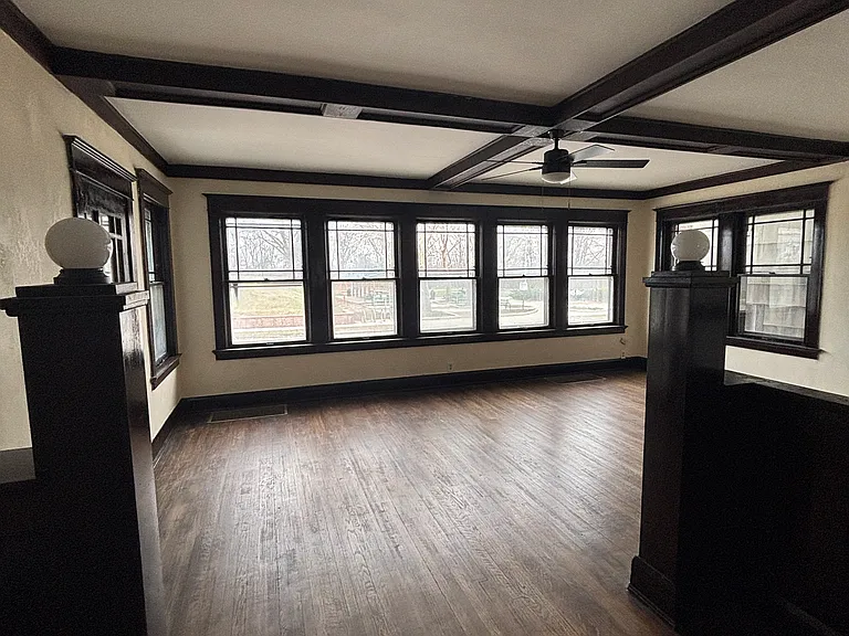 2132 Broadway St #1 — Photo 1