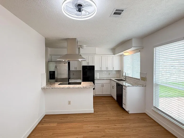 12463 Windy Wisp Ln — Photo 4