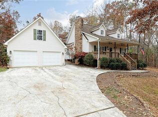 8092 Banks Mill Rd, Douglasville, GA 30135