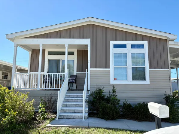 120 5th St E, Nokomis, FL 34275