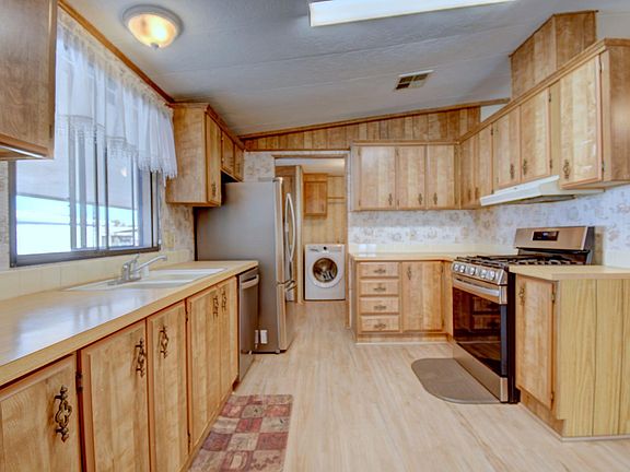 4th image of 6118 Edith Blvd NE Unit 35
