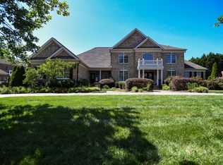 9308 Club Hill Dr, Raleigh, NC 27617