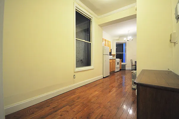 Rented by Compass | media 9