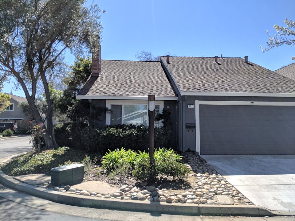 1st image of 102 Birch Wood Ct