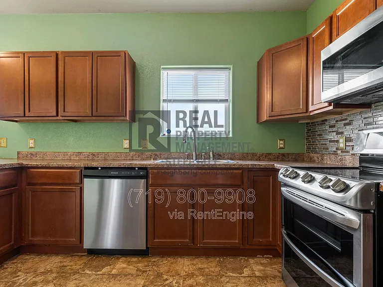947 E Kirkwood Dr — Photo 15