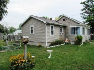 1179 Wells St, Burton, MI