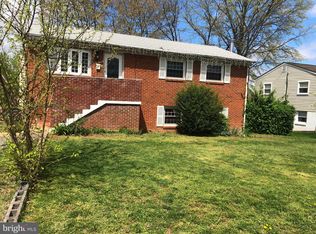 9504 Salem St, Manassas, VA 20110
