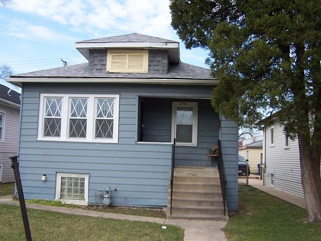 1st image of 214 S 21st Ave