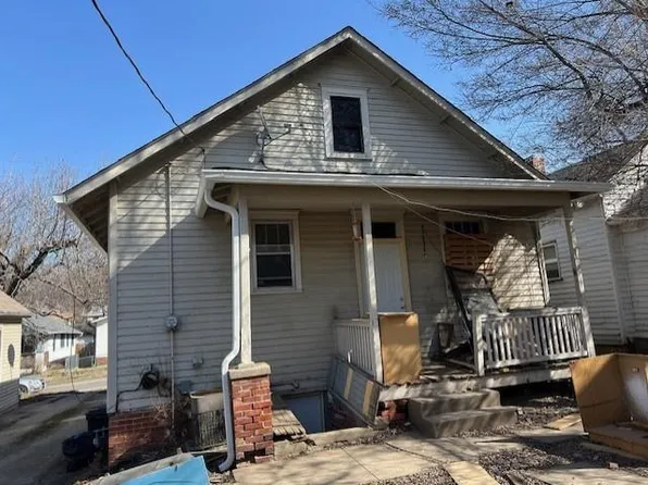1214 S 22nd St, Saint Joseph, MO 64507