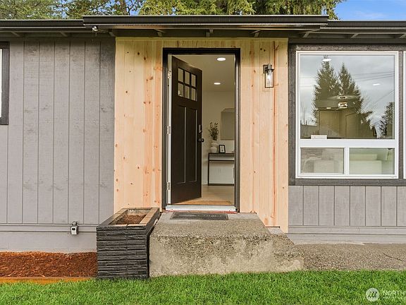 2nd image of 12002 2nd Avenue SW