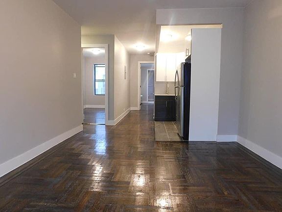 3rd image of 55 W Mosholu Pkwy N APT 1A