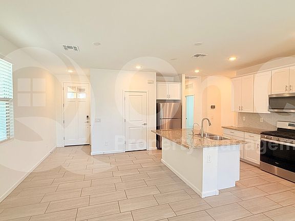 5th image of 40499 W Shaver Dr