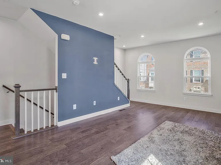 8100 Miner St — Photo 10
