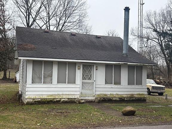 2nd image of 8528 Meeker Rd