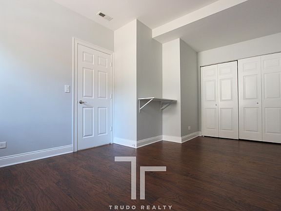 5th image of 7526 N Seeley Ave #7530206