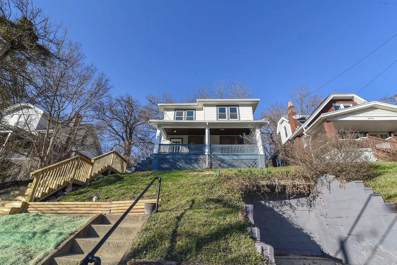 2017 New Linden Rd photo 1