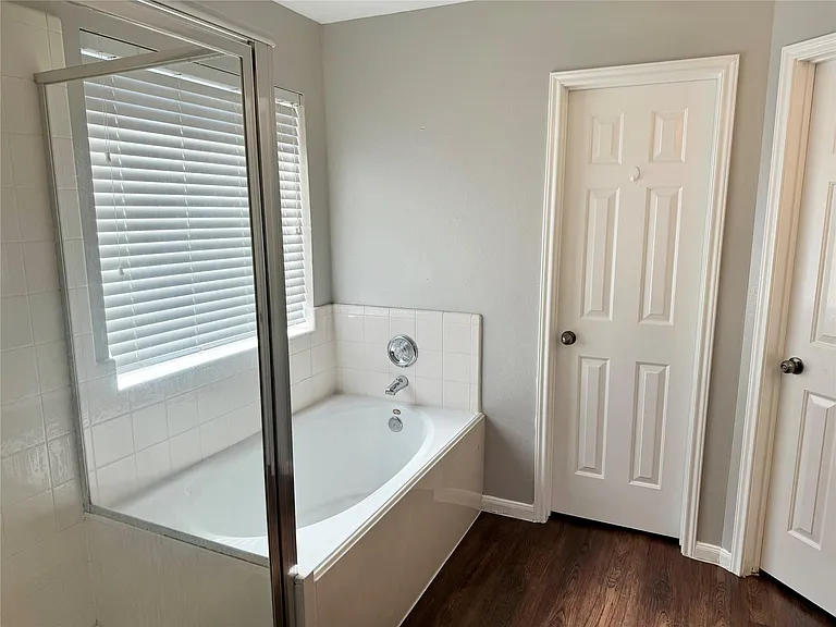 2911 Silver Shore Ln — Photo 6