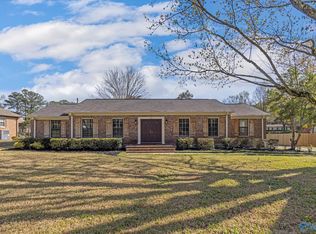 609 Norton Dr, Athens, AL 35613