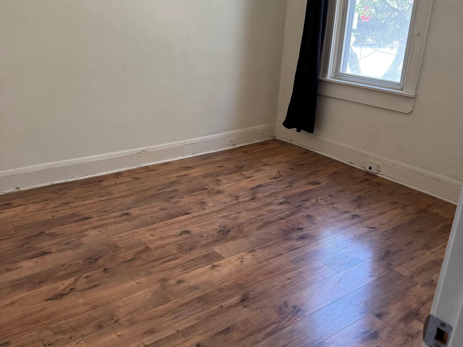 2 bed, 940 sqft, $1,200 — Photo 2