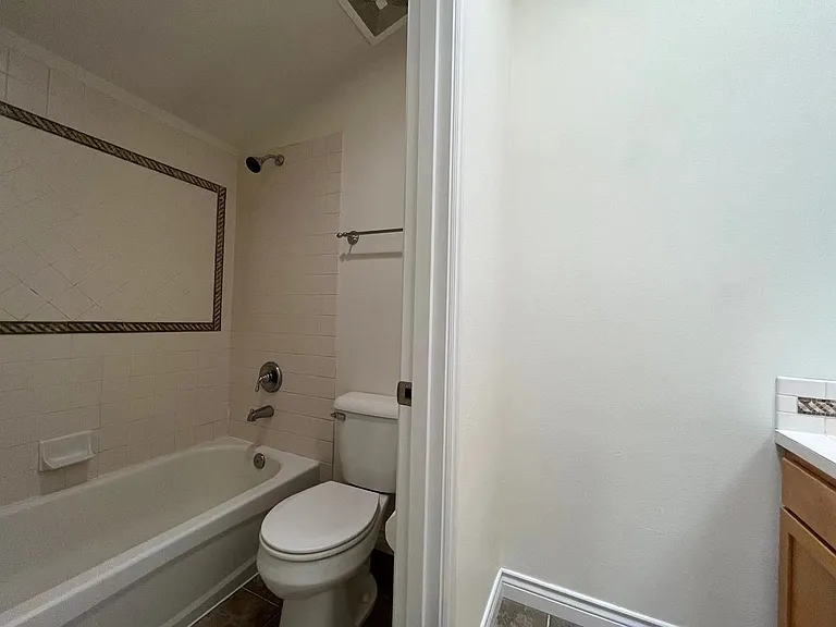 1428 NW 59th St #A — Photo 21