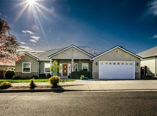 390 Patricia Ln, Eagle Pt, OR 97524