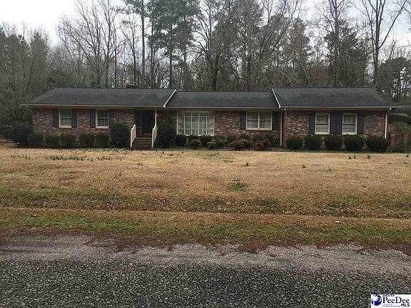 2nd image of 105 Woodland Cir